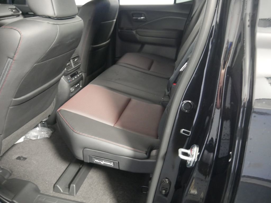 New 2026 Honda Ridgeline Black Edition image 12
