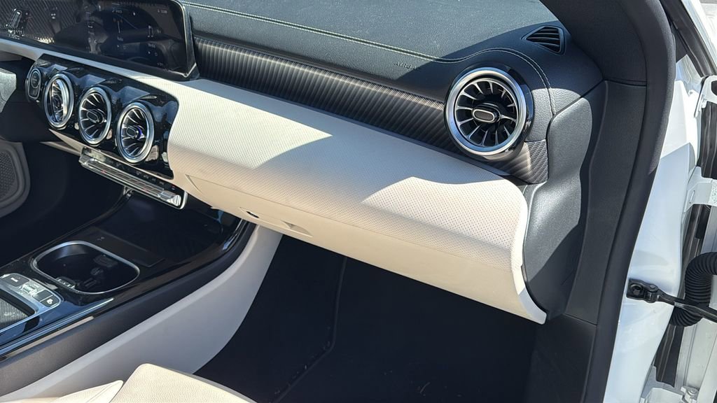 Certified 2025 Mercedes-Benz CLA 250 image 11