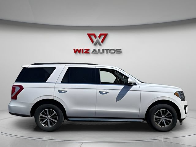 Used 2019 Ford Expedition XLT w/ Equipment Group 202A AWD/4WD image 6