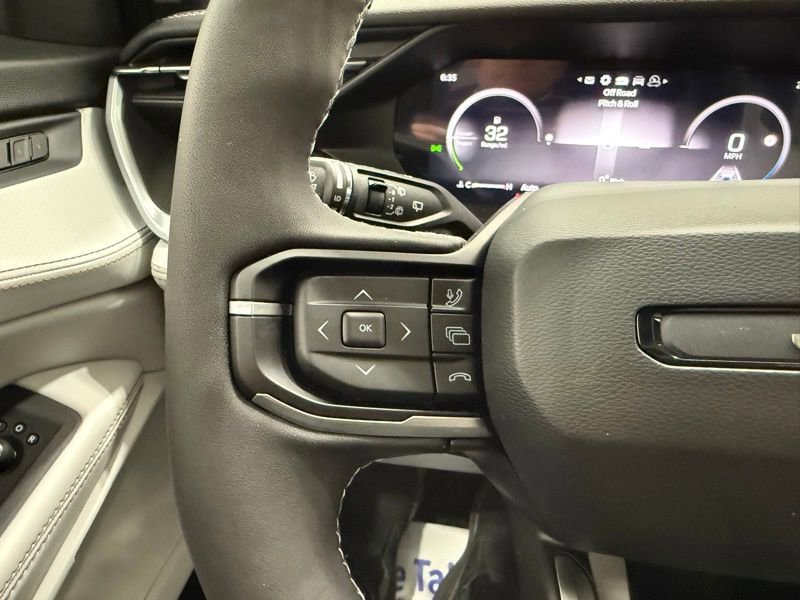 New 2026 Jeep Cherokee Overland image 29