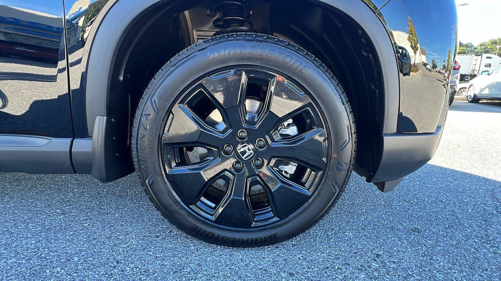 New 2026 Honda Pilot Black Edition image 11