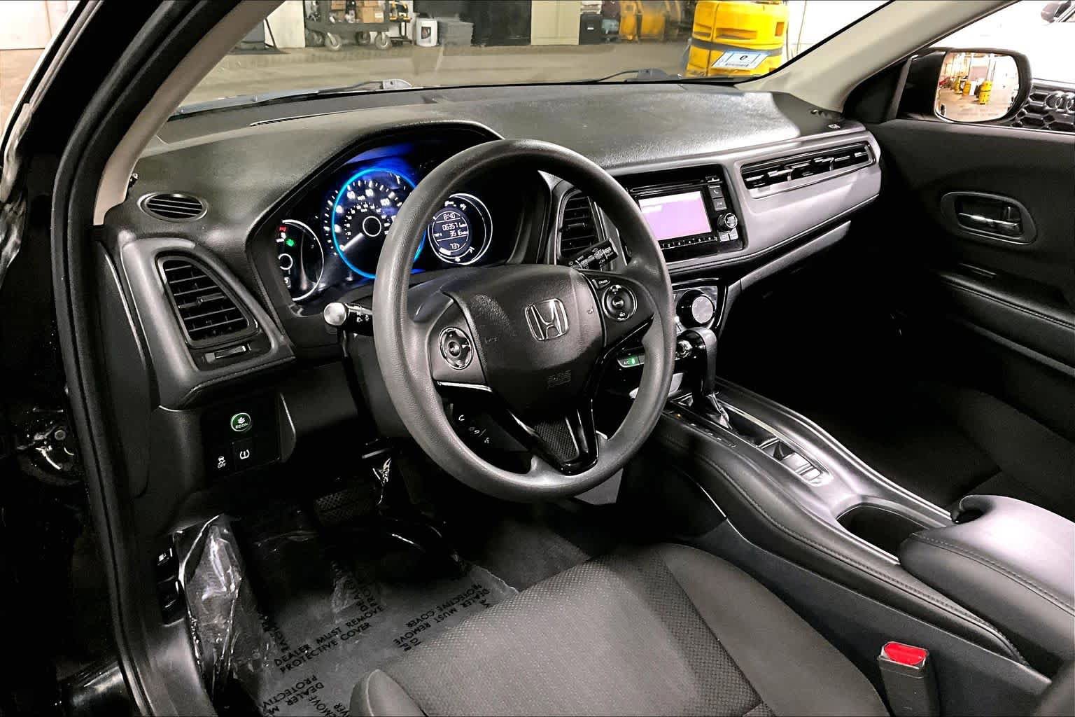 Used 2016 Honda HR-V LX image 18