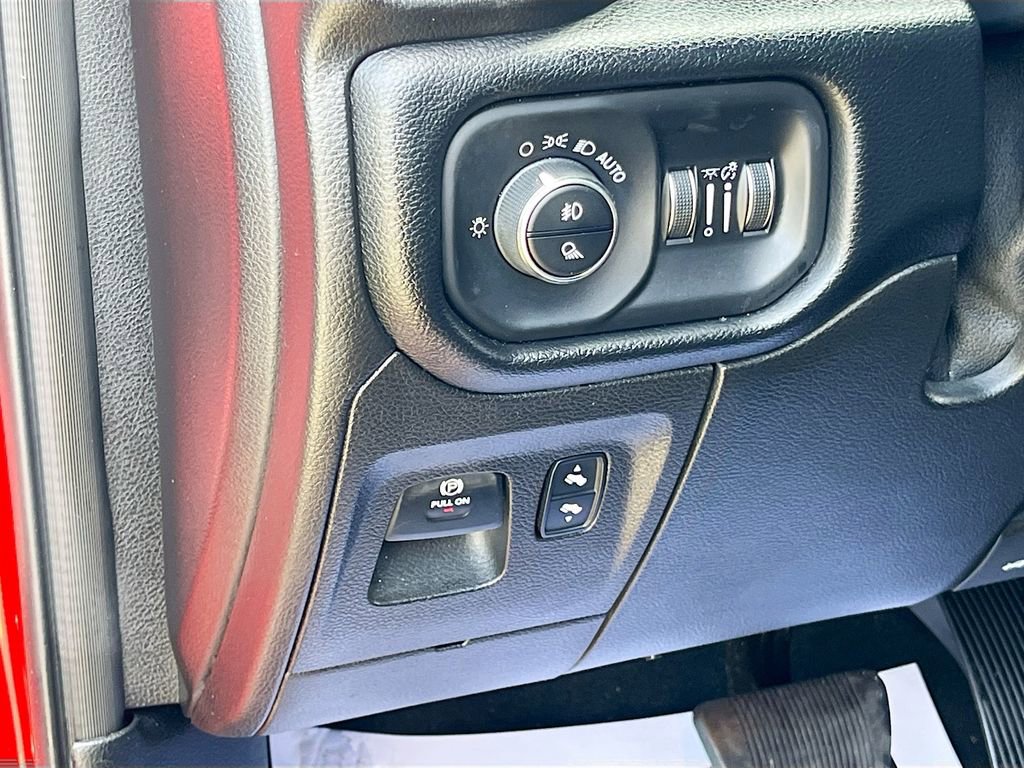 Used 2019 RAM 1500 Big Horn image 10