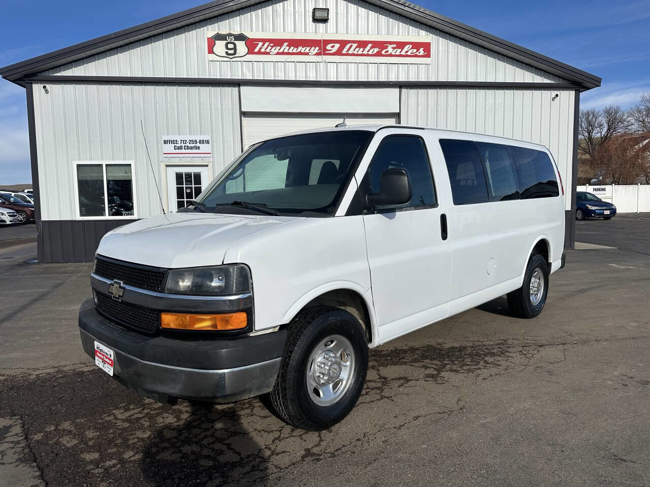 Used 2015 Chevrolet Express 2500 LT w/ LT Preferred Equipment Group