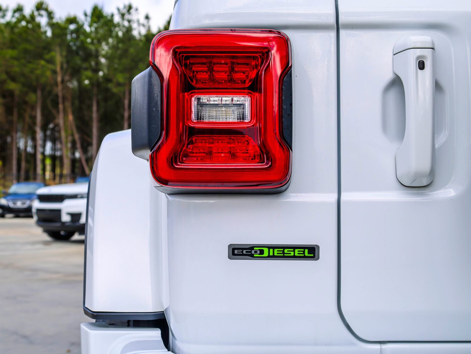 Used 2020 Jeep Wrangler Unlimited Sahara image 5