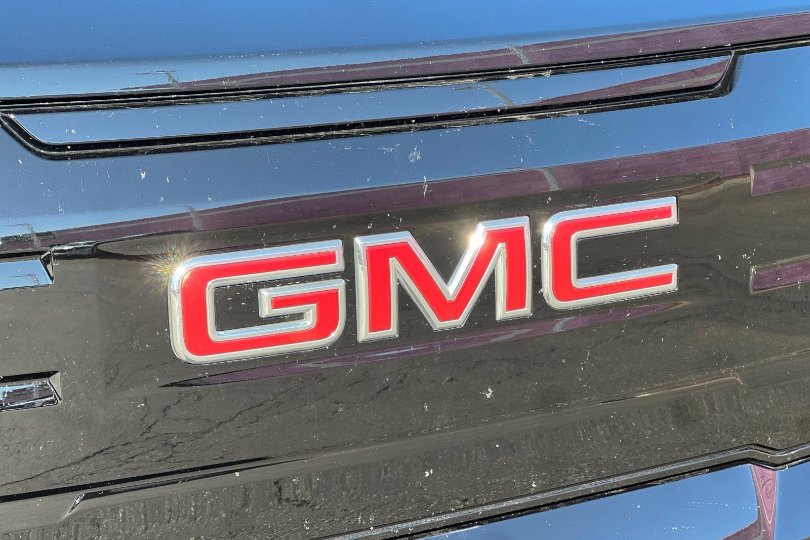 Used 2026 GMC Sierra EV Elevation w/ LPO, Elevation Dark Package AWD/4WD image 41