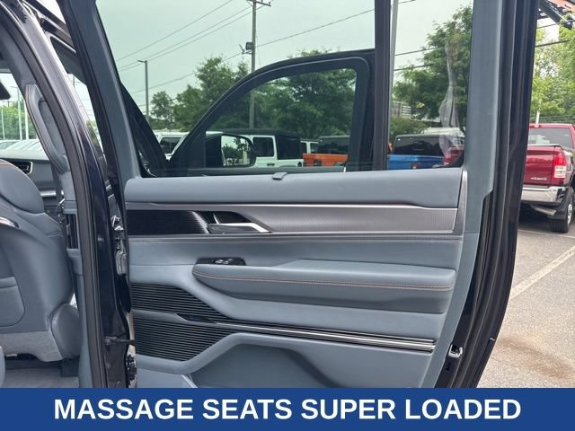 Used 2023 Jeep Grand Wagoneer L Series II w/ Premium Group II AWD/4WD image 36