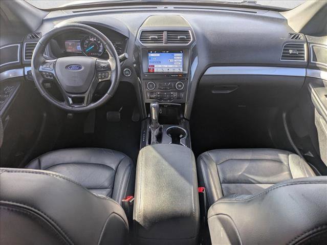 Used 2017 Ford Explorer XLT w/ Equipment Group 202A image 26