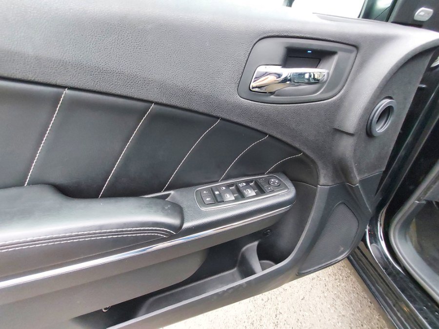 Used 2014 Dodge Charger R/T image 8