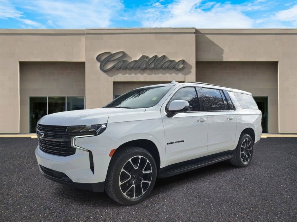 Used 2024 Chevrolet Suburban RST w/ Sport Performance Package RWD image 2