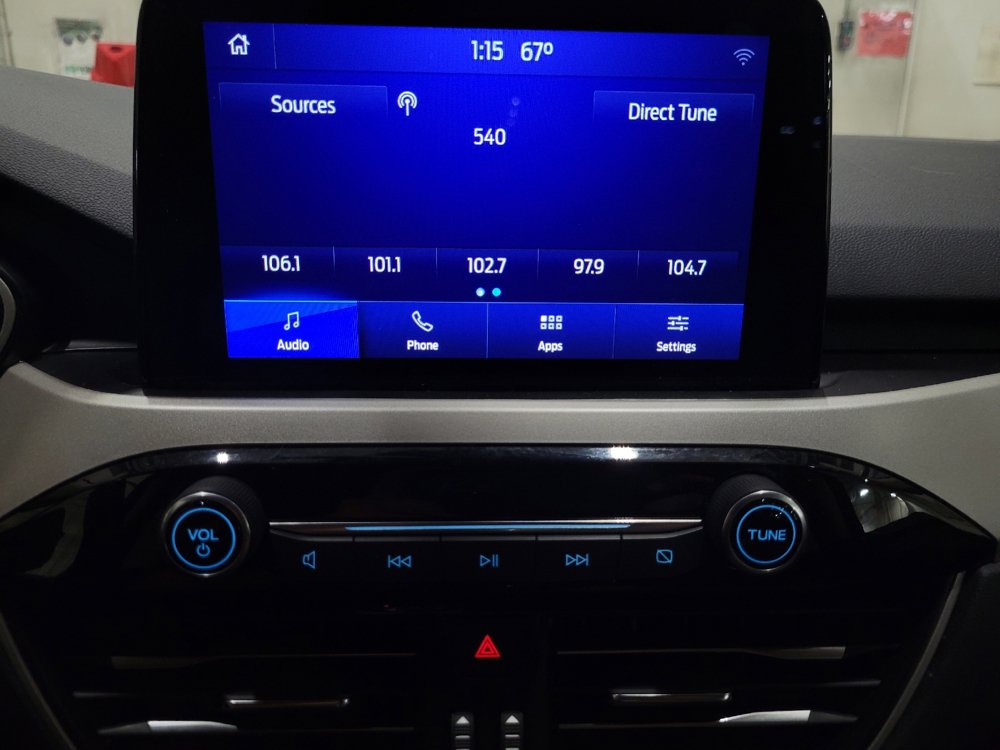 Used 2020 Ford Escape SE AWD/4WD image 25