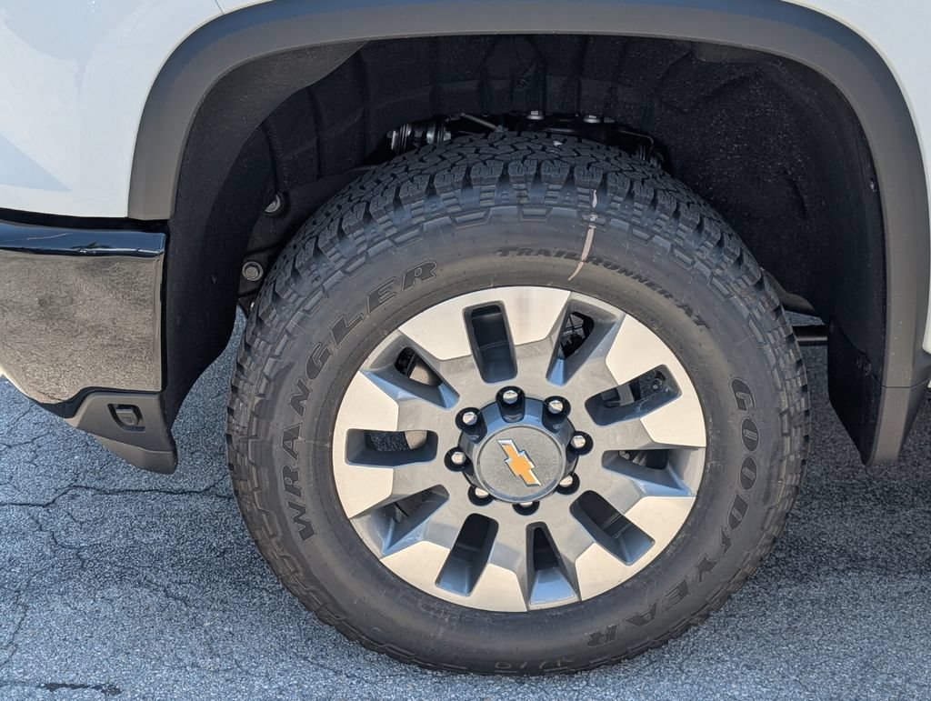 New 2026 Chevrolet Silverado 2500 Custom w/ Custom Value Package AWD/4WD image 11
