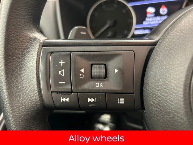 Used 2023 Nissan Rogue S image 20