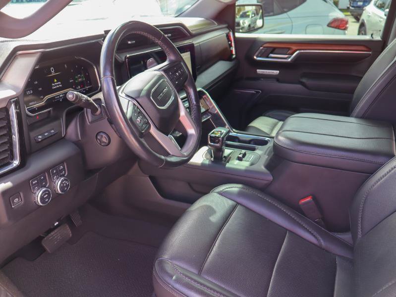 Used 2023 GMC Sierra 1500 Denali w/ Technology Package AWD/4WD image 9