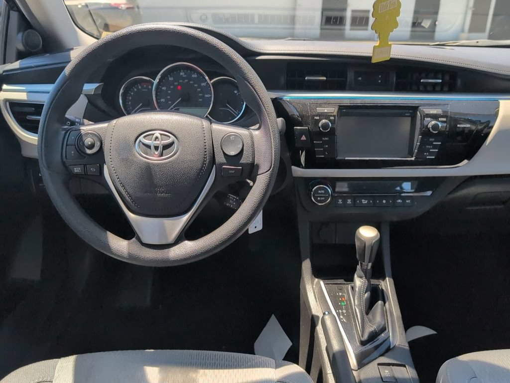 Certified 2016 Toyota Corolla LE FWD image 11