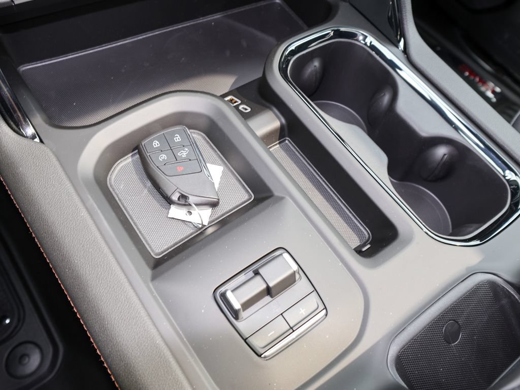 New 2026 GMC Sierra 2500 AT4 w/ AT4 Premium Plus Package AWD/4WD image 27
