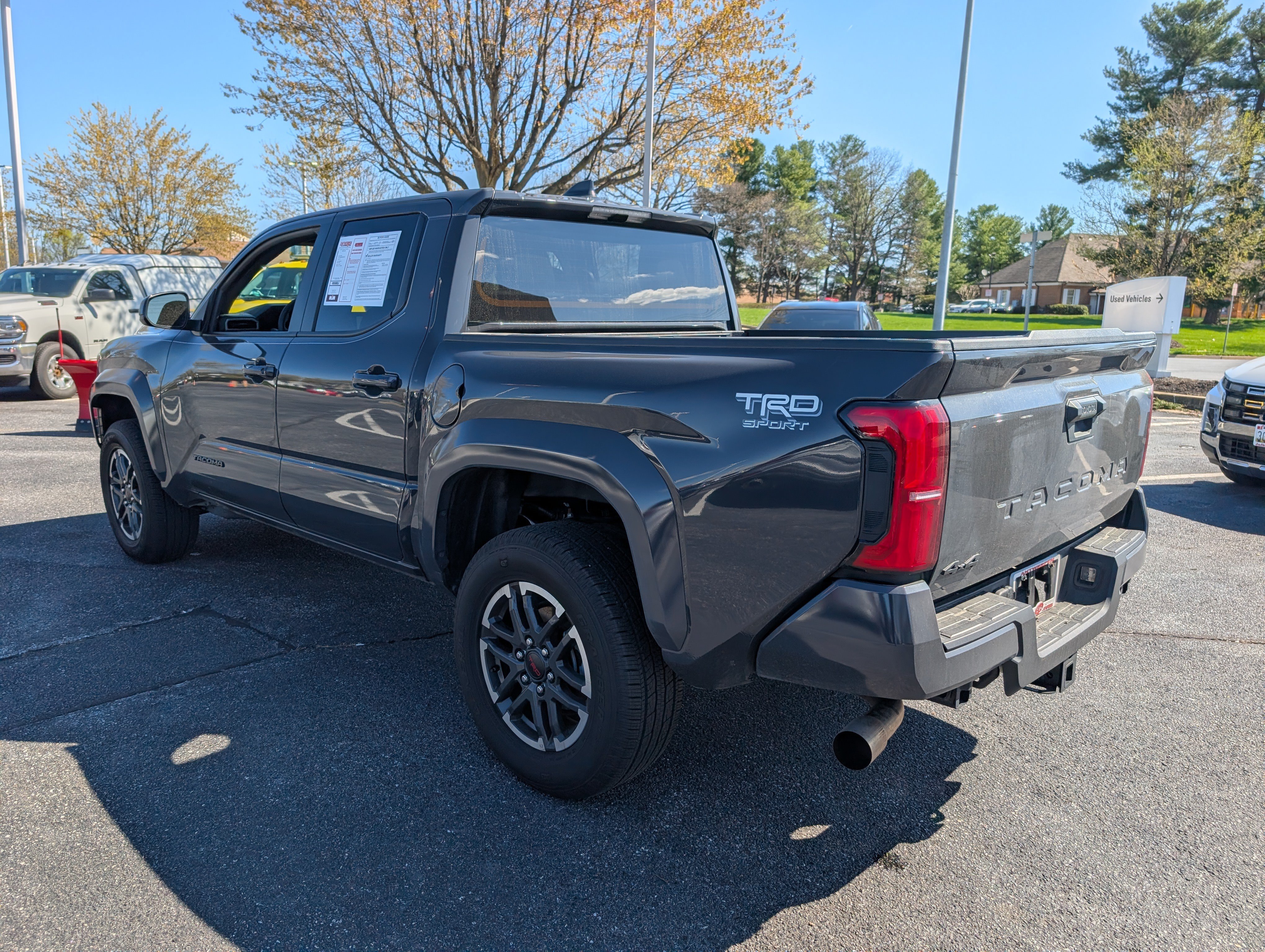 Certified 2025 Toyota Tacoma TRD Sport AWD/4WD image 5