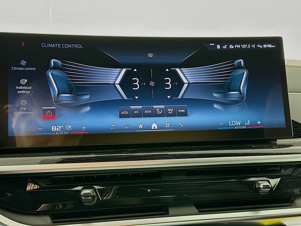 New 2026 BMW X5 M60i image 14