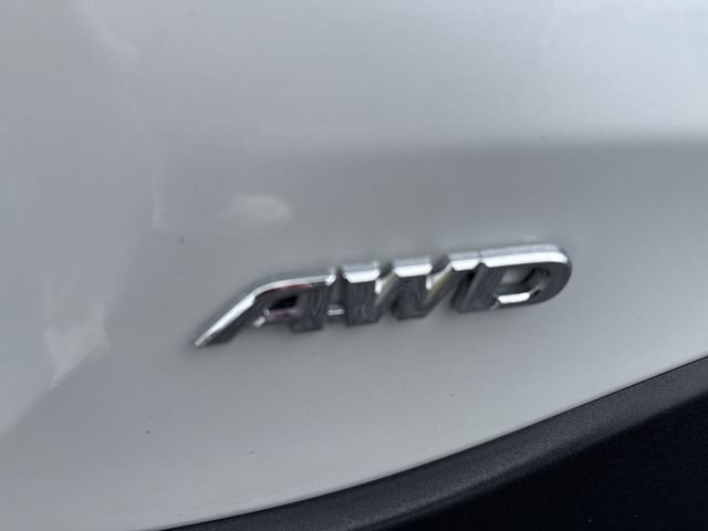 Used 2025 Toyota RAV4 XLE Premium AWD/4WD image 8