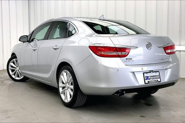 Used 2013 Buick Verano Leather FWD image 11