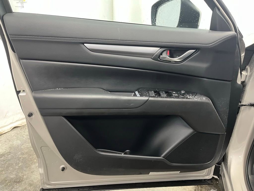 New 2025 MAZDA CX-5 AWD 2.5 S w/ Select Package image 9