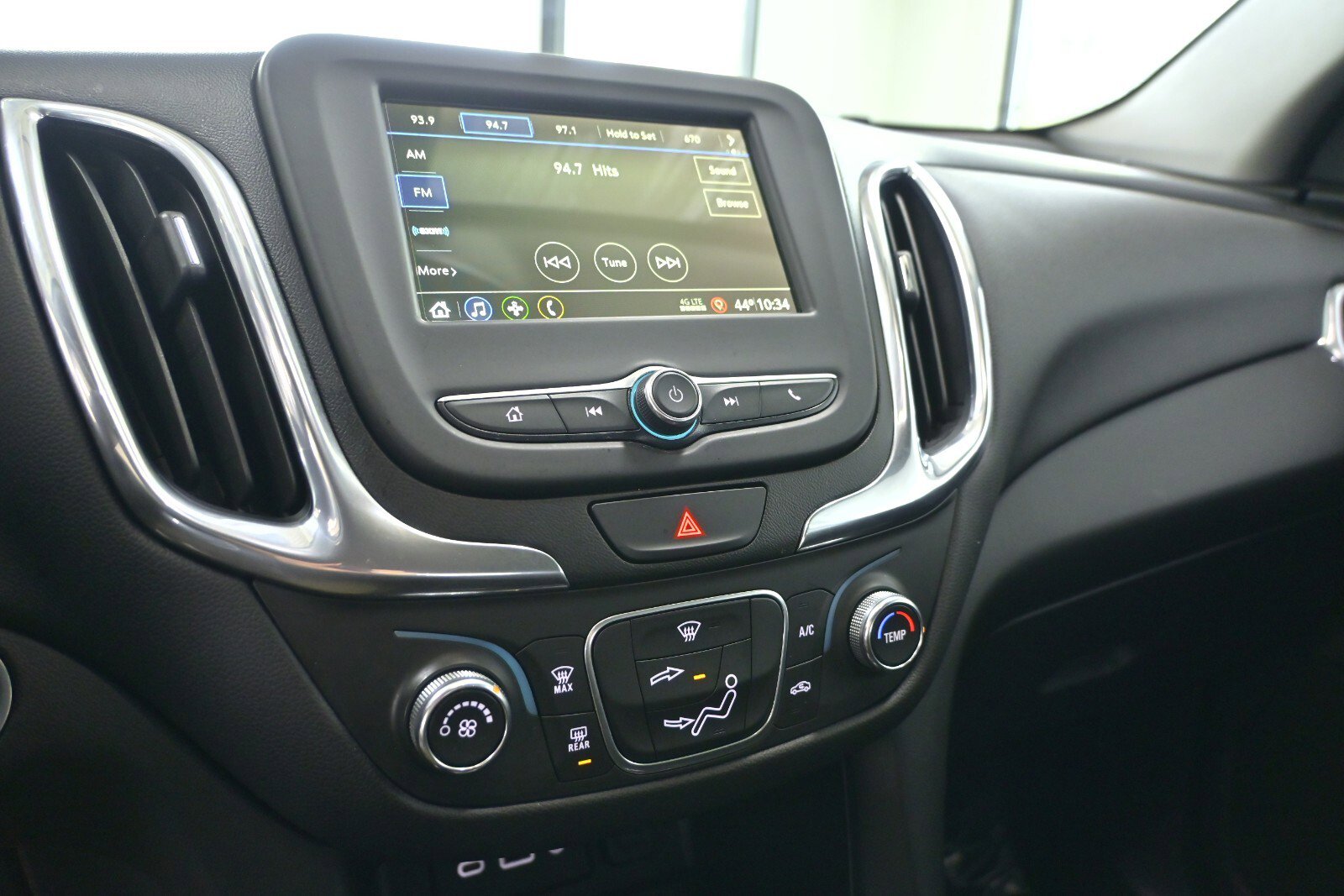 Used 2019 Chevrolet Equinox LT image 20