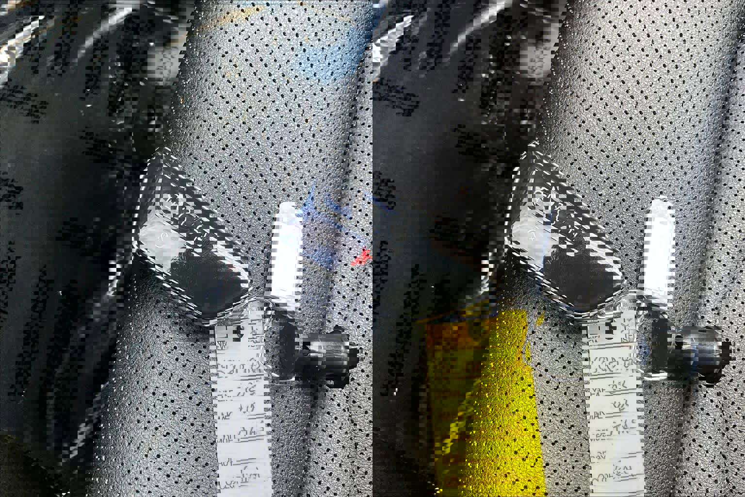 Used 2025 Volkswagen Atlas Cross Sport SE AWD/4WD image 14