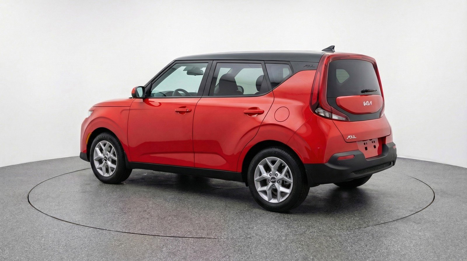 Used 2025 Kia Soul LX w/ LX Technology Package image 5