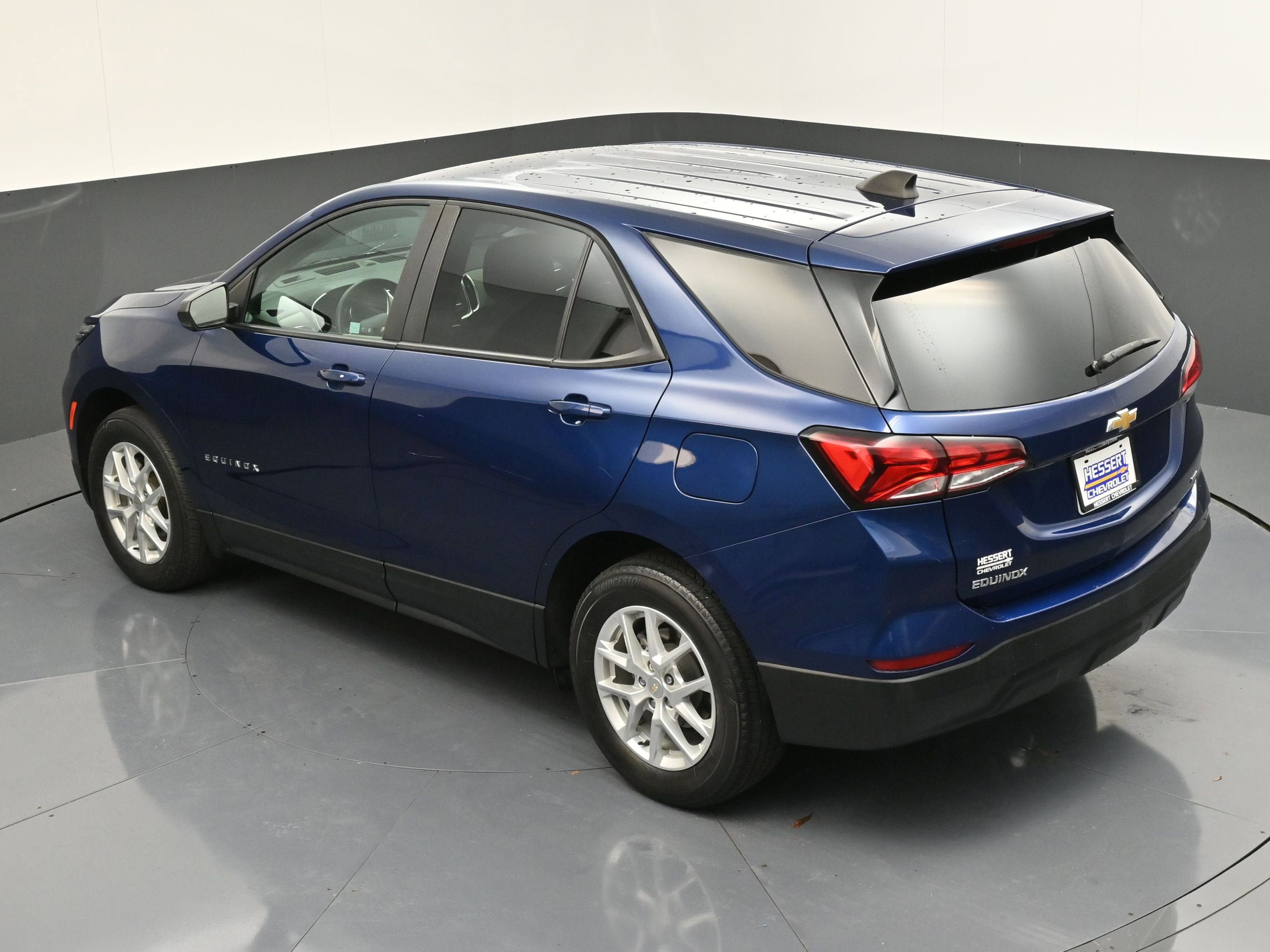 Certified 2022 Chevrolet Equinox LS w/ LS Convenience Package AWD/4WD image 45