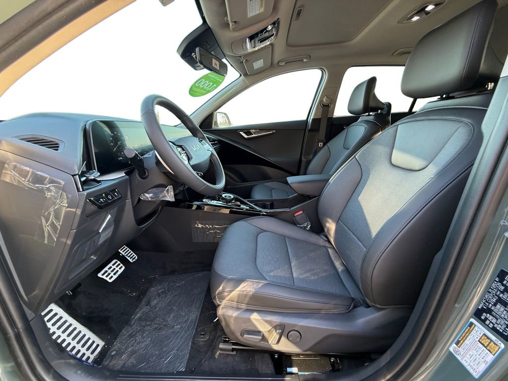 New 2025 Kia Niro Wave w/ Wave Preserve Package image 9