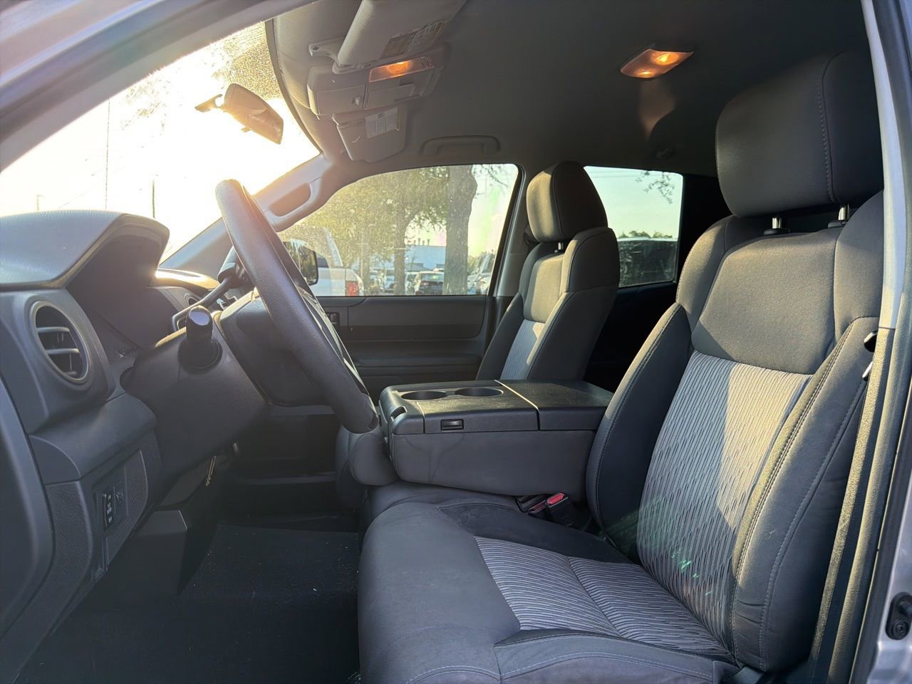 Used 2014 Toyota Tundra SR RWD image 9