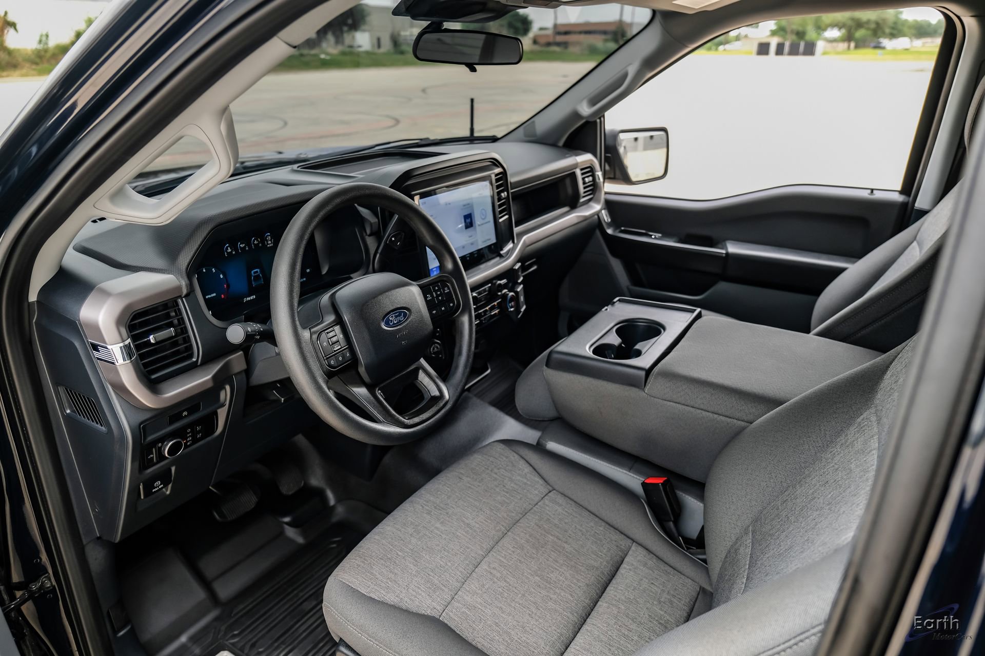 Used 2025 Ford F150 XL AWD/4WD image 2