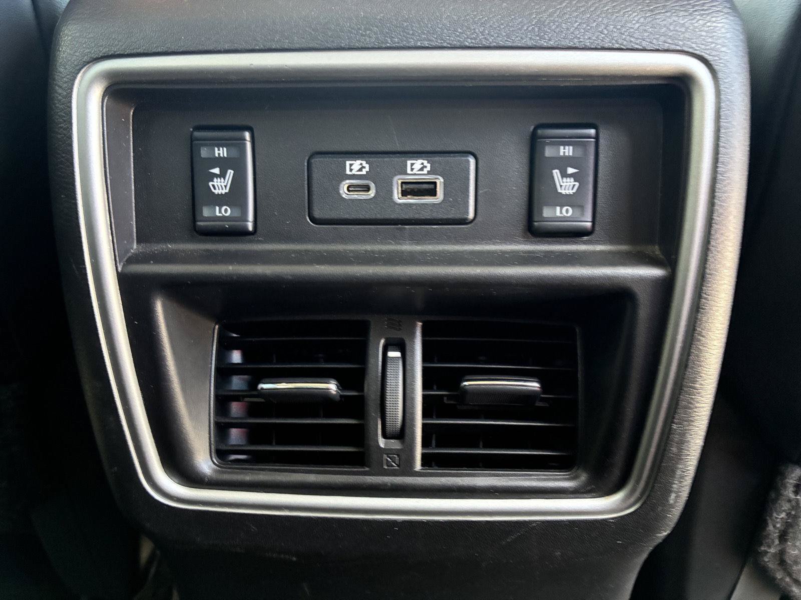 Used 2023 Nissan Murano Platinum AWD/4WD image 15