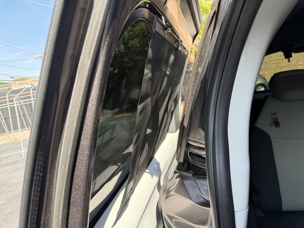 Certified 2022 Toyota Sienna XSE image 28