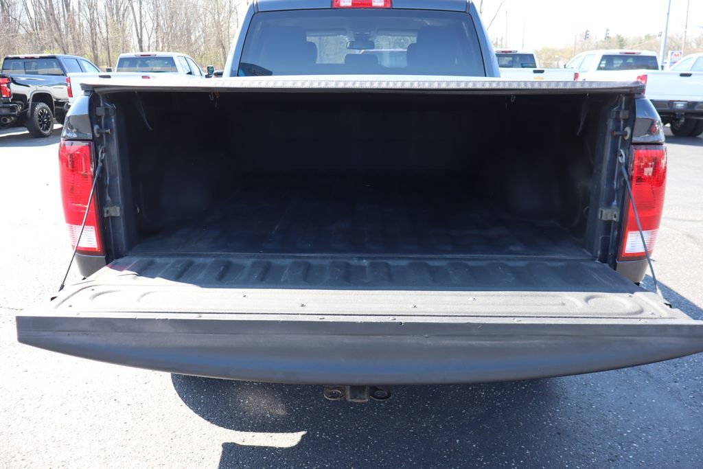 Used 2015 RAM 1500 Express image 31