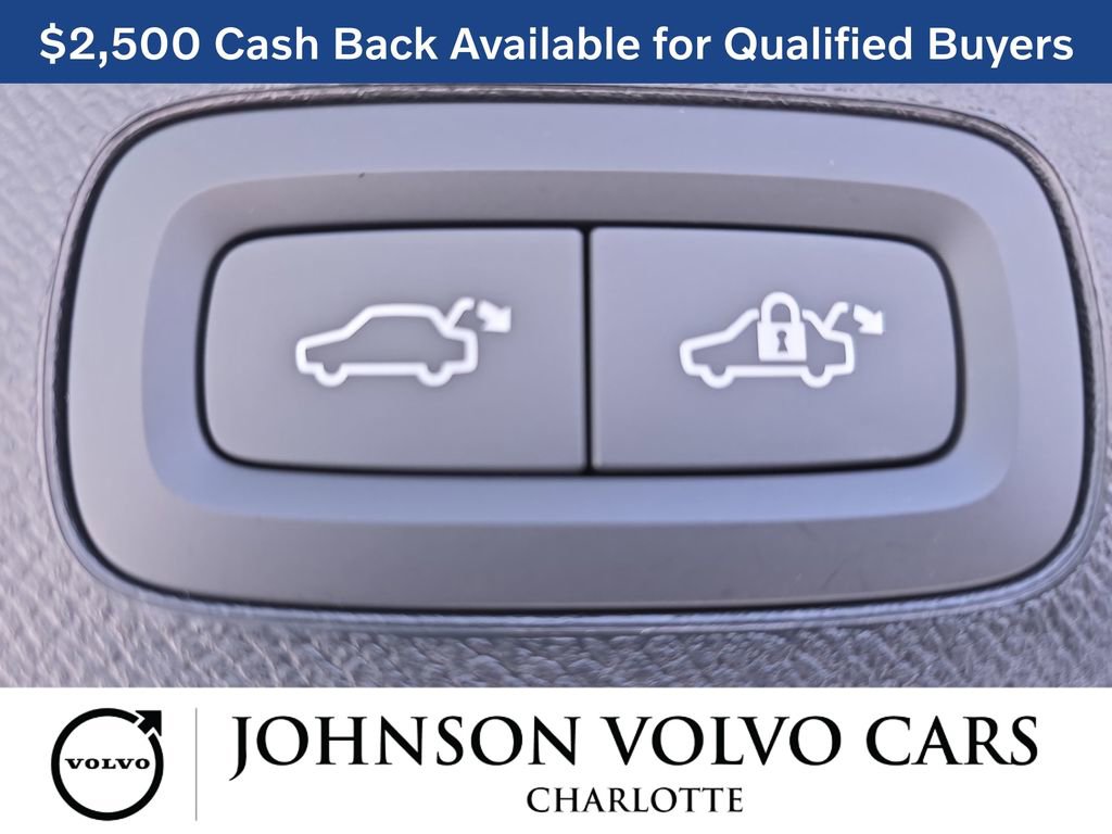 New 2026 Volvo XC90 B6 Ultra w/ Protection Package image 15