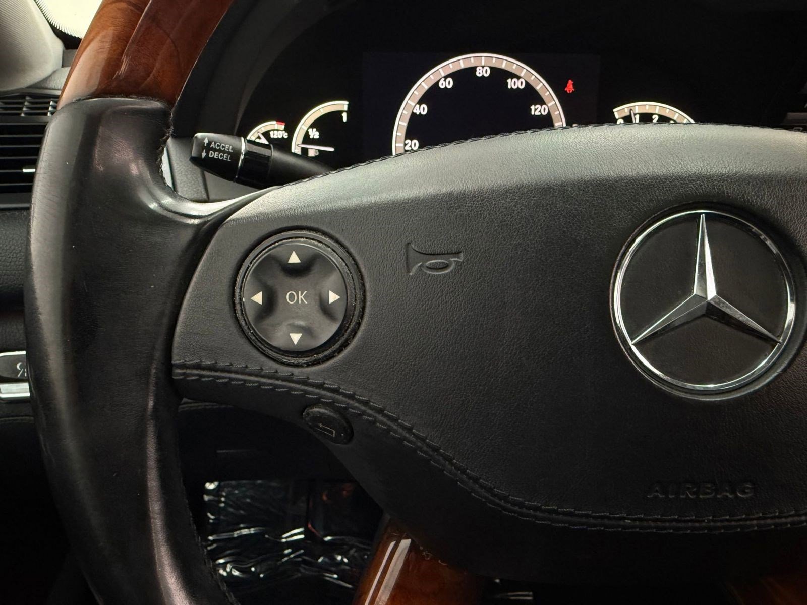 Used 2008 Mercedes-Benz CL 550 image 13