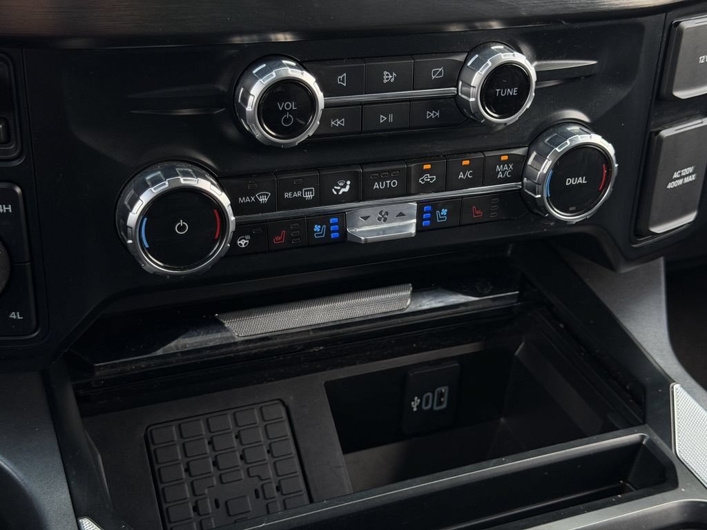 Used 2023 Ford F250 Lariat w/ Sport Appearance Package AWD/4WD image 25