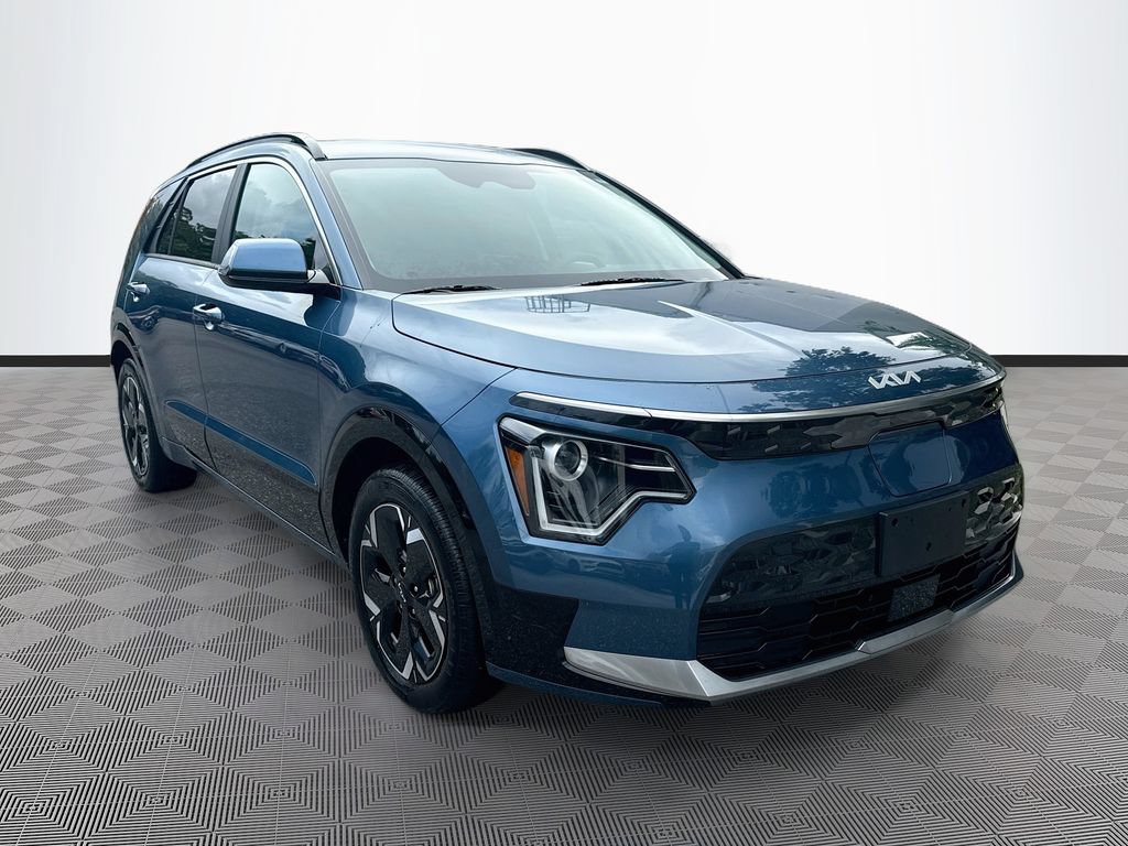 Used 2024 Kia Niro Wind w/ Wind Preserve Package FWD image 4