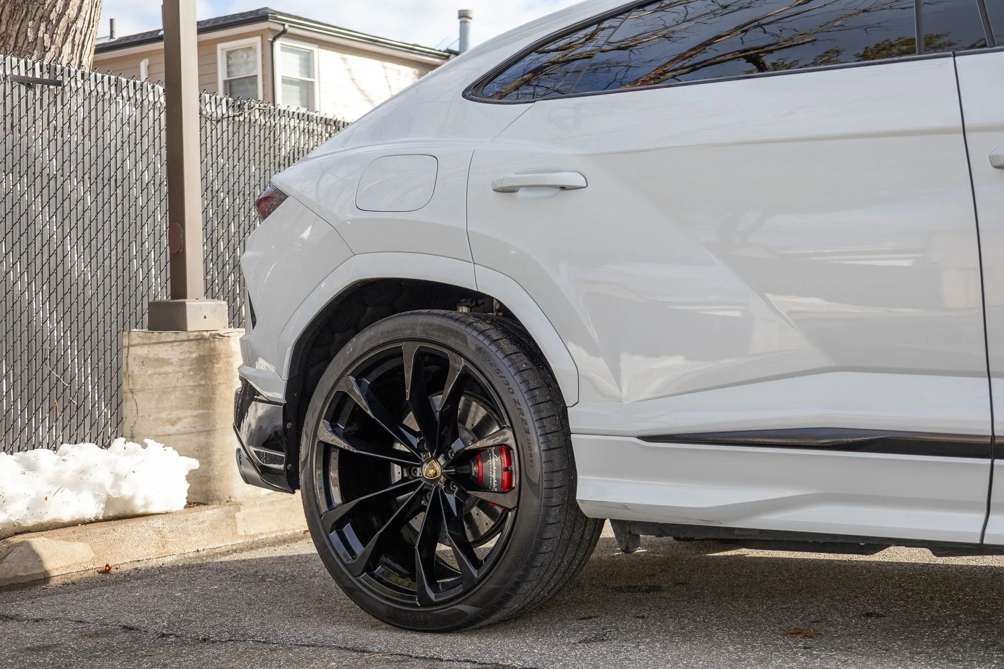 Used 2022 Lamborghini Urus image 31