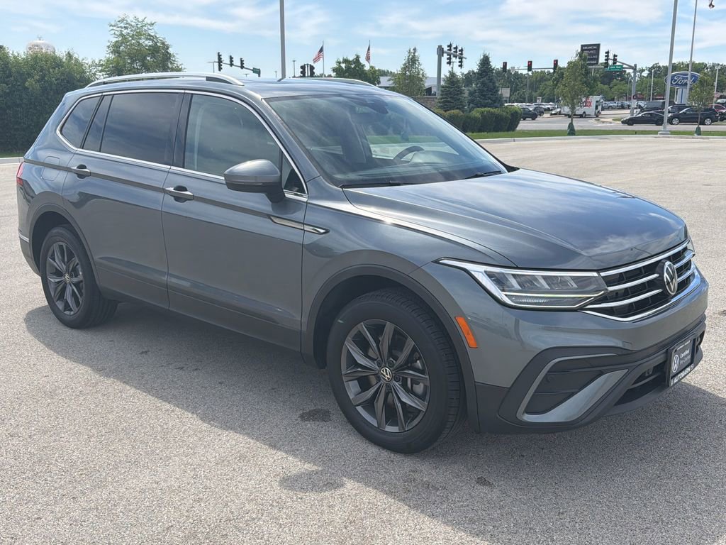Certified 2023 Volkswagen Tiguan SE