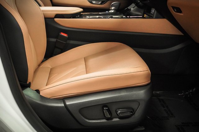 Used 2024 Lexus NX 300h AWD w/ Luxury Package image 25