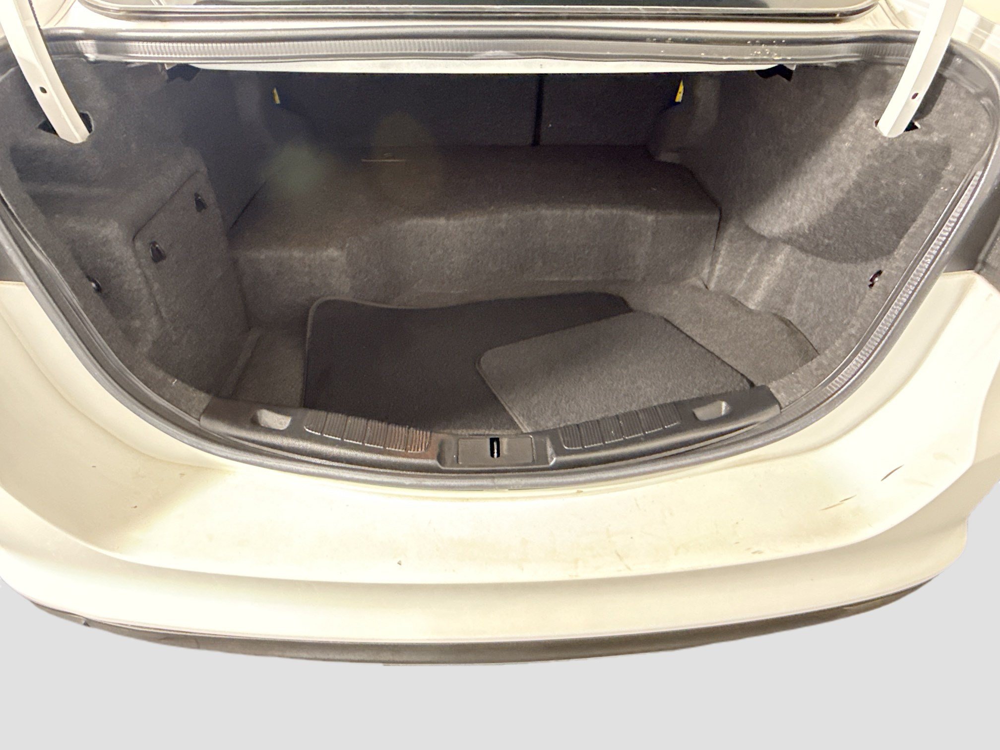 Used 2018 Ford Fusion S FWD image 35
