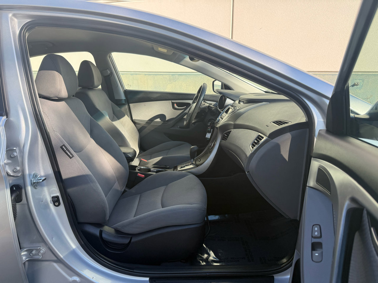 Used 2013 Hyundai Elantra GLS w/ Preferred Pkg image 19