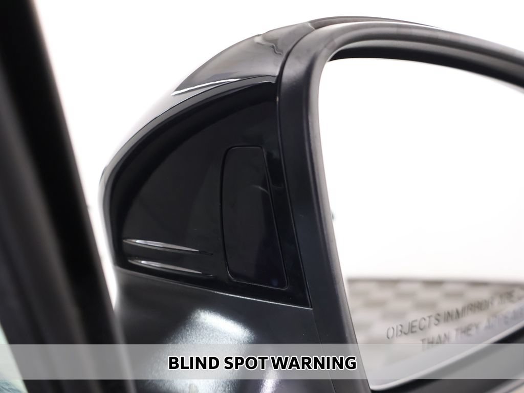 Used 2024 Volkswagen Tiguan SE R-Line AWD/4WD image 5