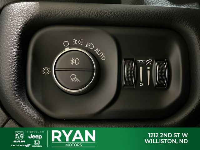 Used 2021 RAM 1500 Laramie w/ Sport Appearance Package AWD/4WD image 32