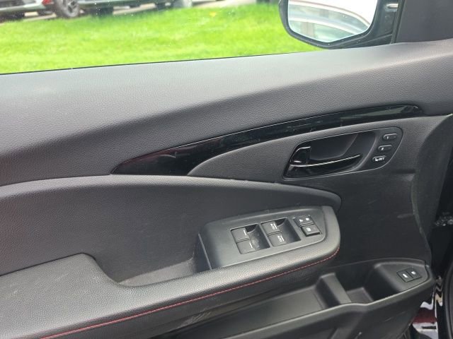 Used 2024 Honda Passport Black Edition image 12