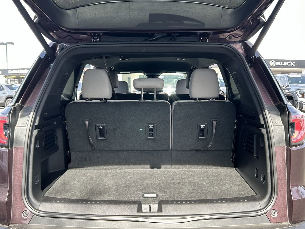 New 2025 GMC Acadia Elevation image 26