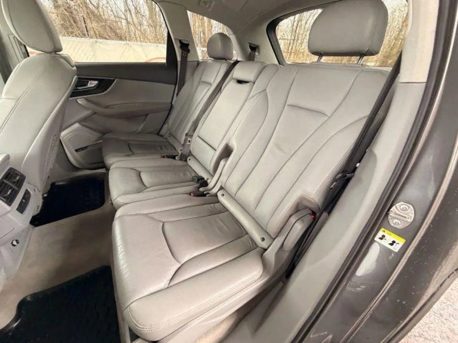 Used 2019 Audi Q7 3.0T Premium Plus w/ Premium Plus Package image 17