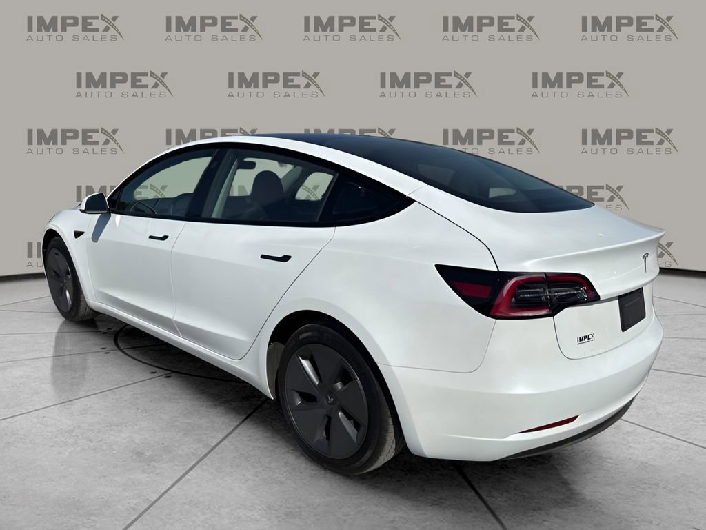 Used 2023 Tesla Model 3 Standard Range RWD image 3
